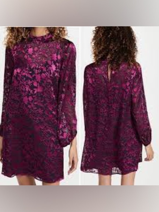 Club Monaco Dresses & Skirts - Club Monaco Size 6 Swing Mini Dress
